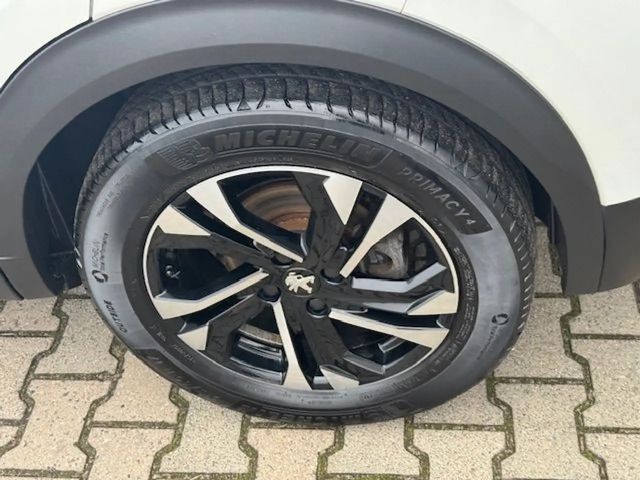 Peugeot E-2008 Allure Pack