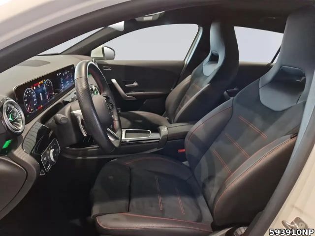 Mercedes-Benz A 200 AMG Line