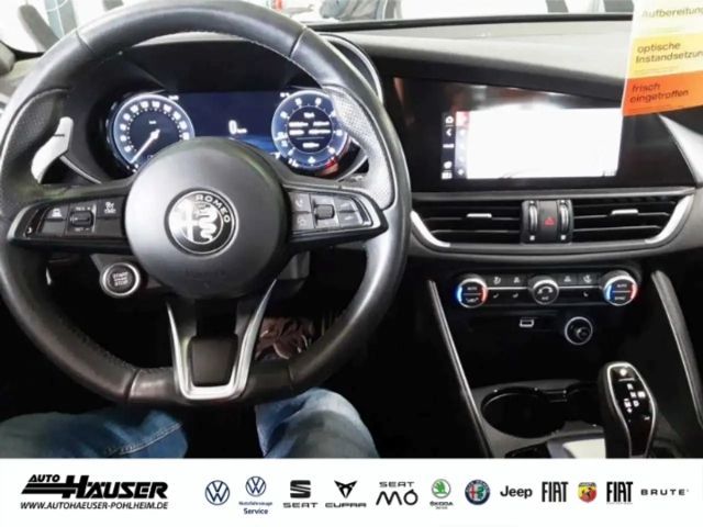 Alfa Romeo Giulia Q4 Turbo Veloce