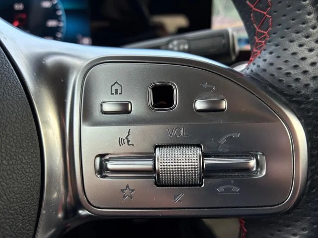 Mercedes-Benz GLA 200 4MATIC AMG Line