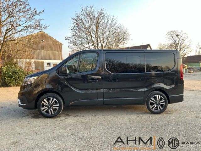 Renault Trafic Blue Combi L1H1 Spaceclass