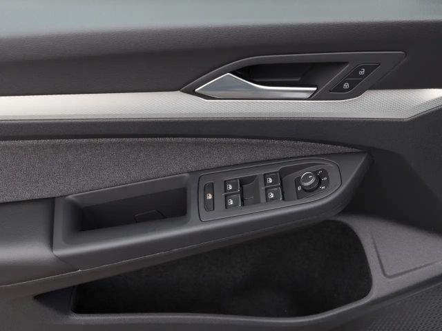 Volkswagen Golf 1.5 TSI Golf VIII Move