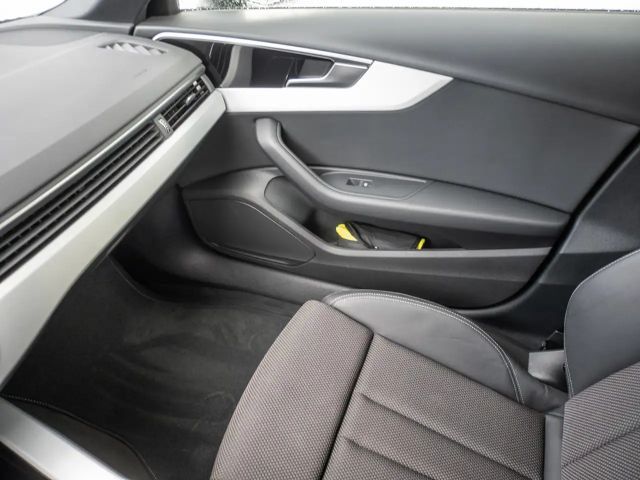 Audi A4 35 TDI Avant S-Line