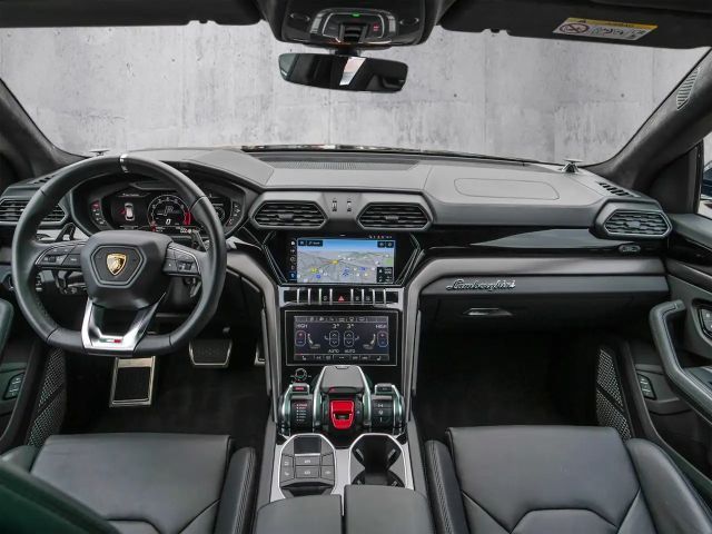 Lamborghini Urus S