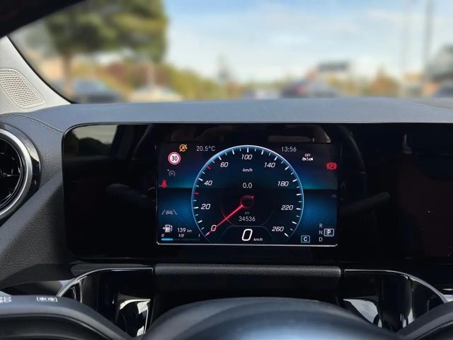 Mercedes-Benz GLA 200 4MATIC AMG Line