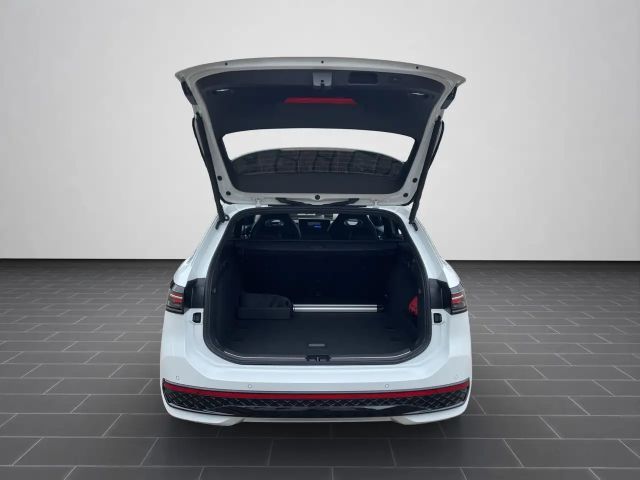 Volkswagen Passat R-Line Variant