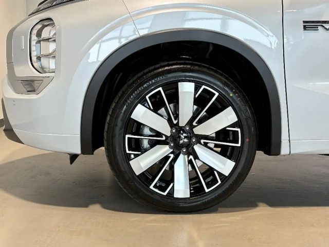 Mitsubishi Outlander 4WD PHEV