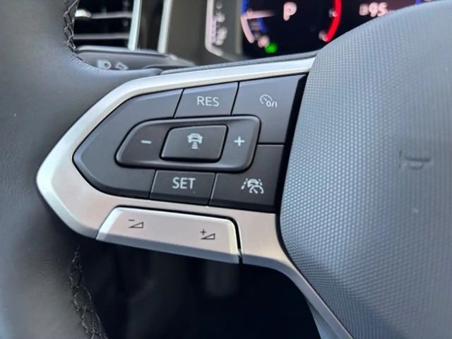 Volkswagen Polo 1.0 TSI DSG Style