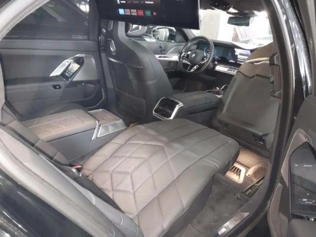 BMW 740 Sedan xDrive