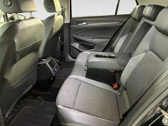 Volkswagen Golf 1.5 TSI Golf VIII