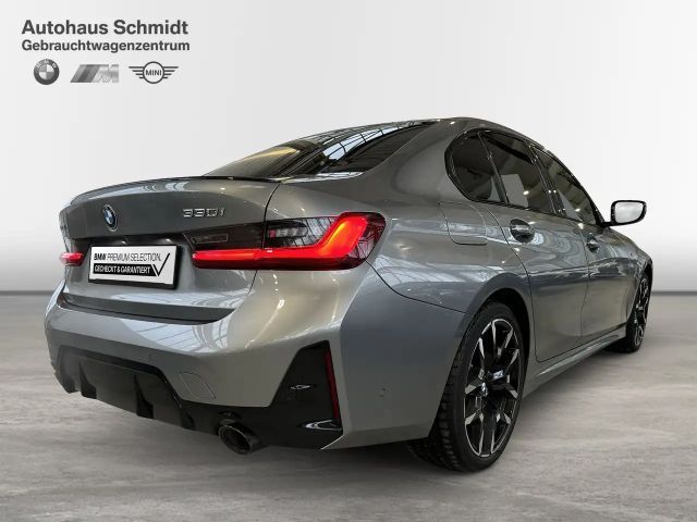 BMW 330 330i M-Sport Sedan xDrive
