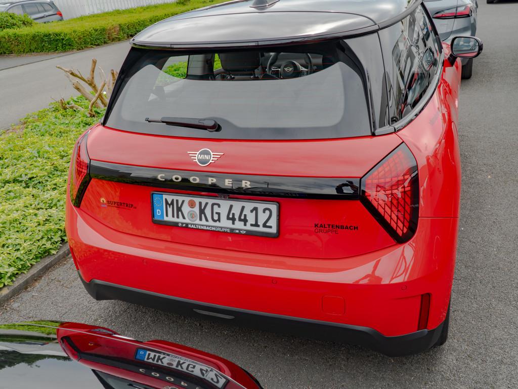 MINI Cooper E Classic