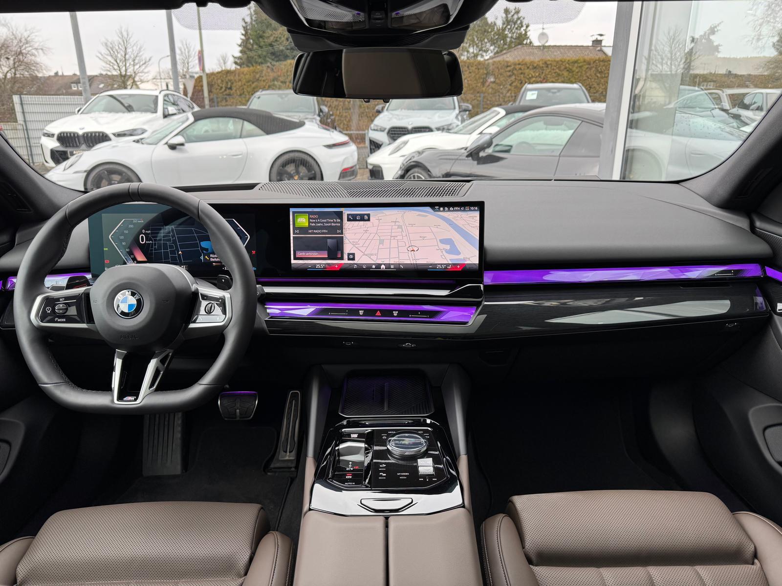 BMW 540 540d M-Sport Touring xDrive