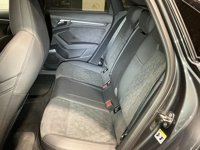 Audi RS3 Quattro S-Tronic Sedan