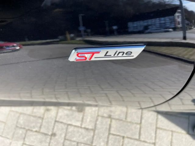 Ford Kuga Hybrid ST Line X