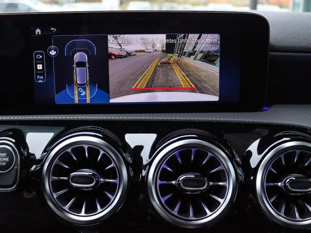 Mercedes-Benz A 250 A 250 e AMG Line