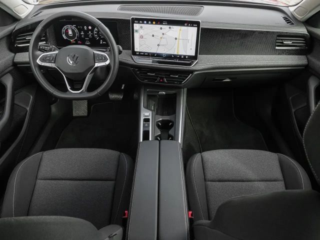 Volkswagen Passat 1.5 eTSI DSG Variant