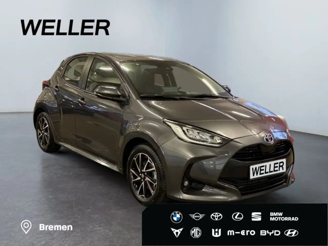 Toyota Yaris Hatchback Hybride Team D