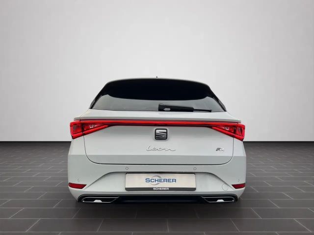 Seat Leon 1.5 eTSI DSG FR-lijn Sportstourer