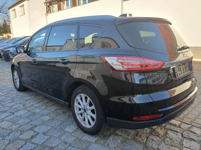 Ford S-Max Trend