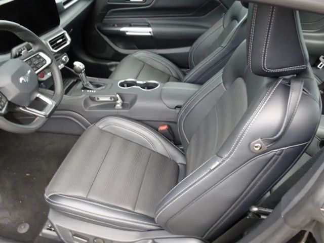 Ford Mustang Fastback GT 5.0 V8