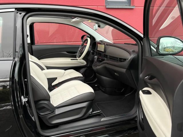 Fiat 500e La Prima by Bocelli