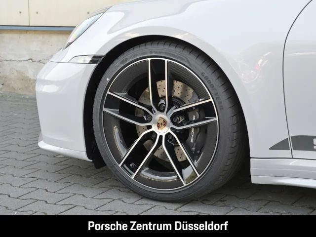 Porsche 992 Cabrio Carrera Turbo