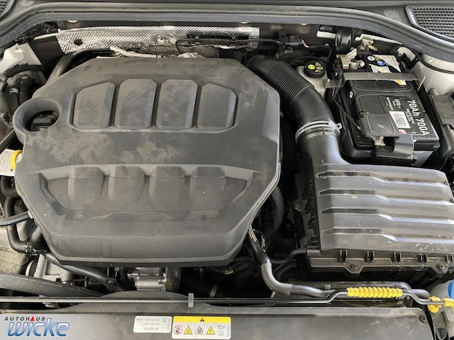 Volkswagen Golf 2.0 TSI GTI