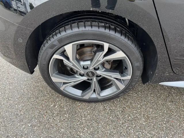 Audi A3 30 TFSI Sedan