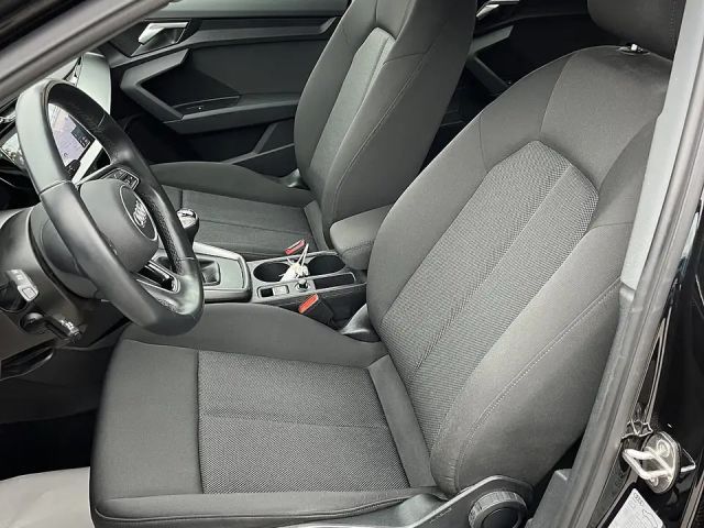 Audi A3 30 TDI Sedan