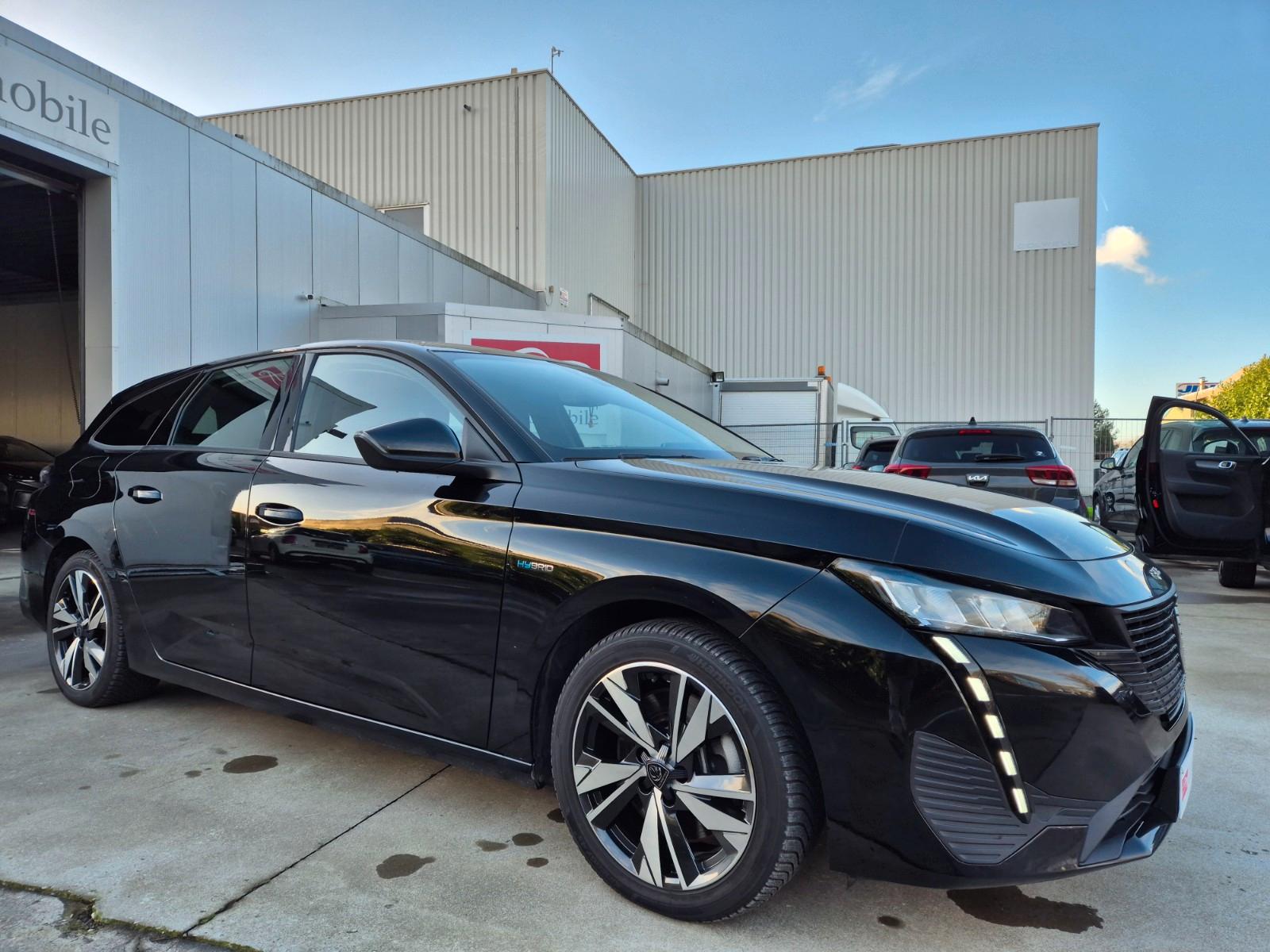 Peugeot 308 EAT8 Hybrid SW