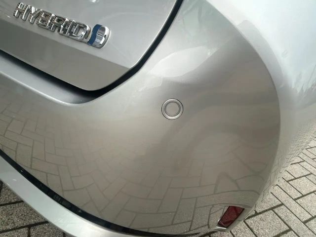 Toyota Corolla Hybride Team D