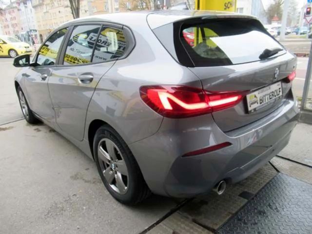BMW 116 116d Advantage pakket Sedan