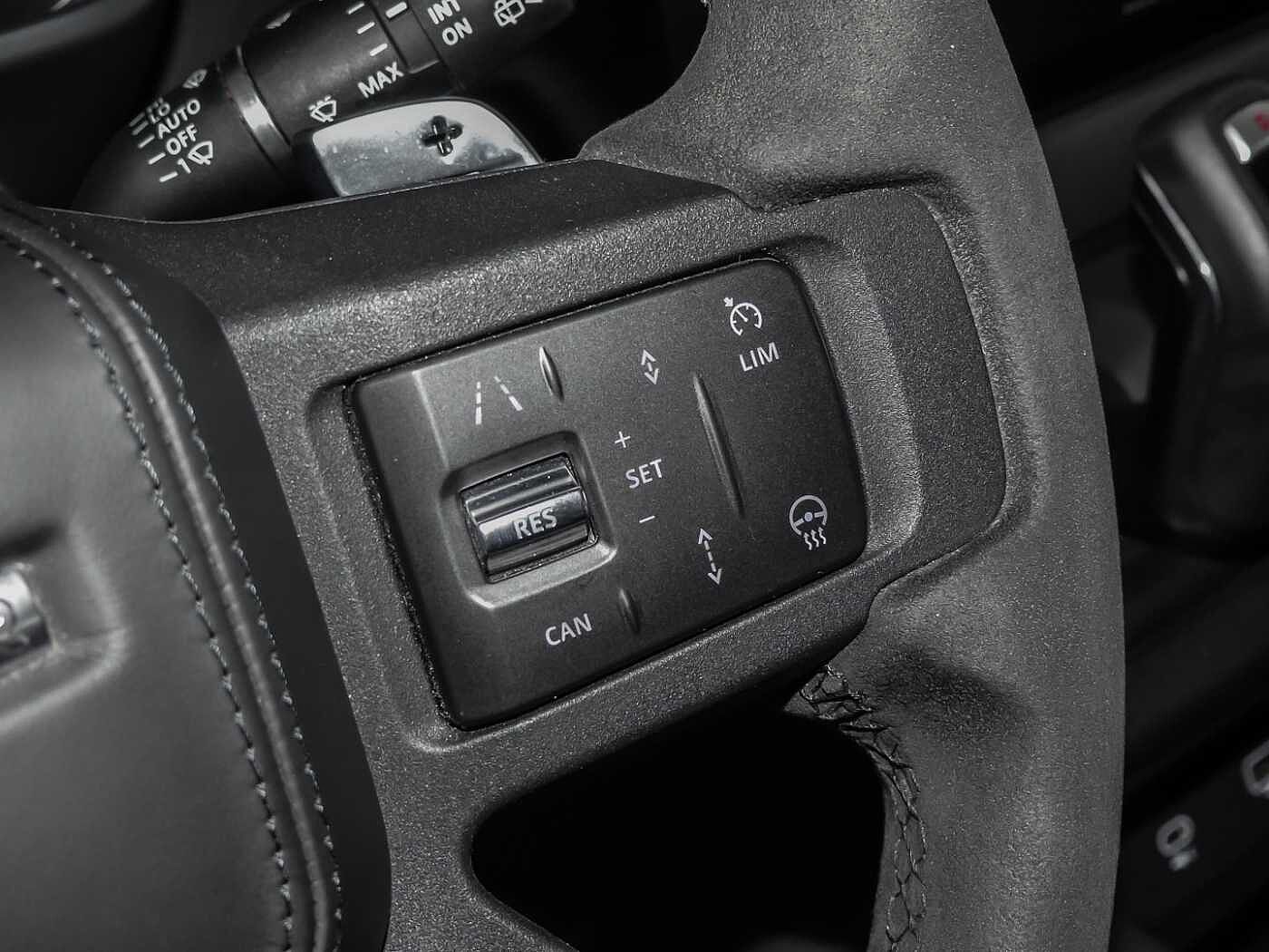 Land Rover Defender 90