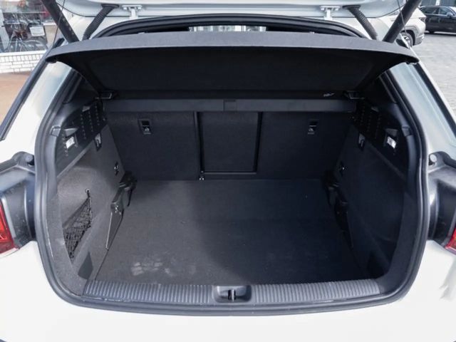 Audi Q2 35 TFSI S-Line