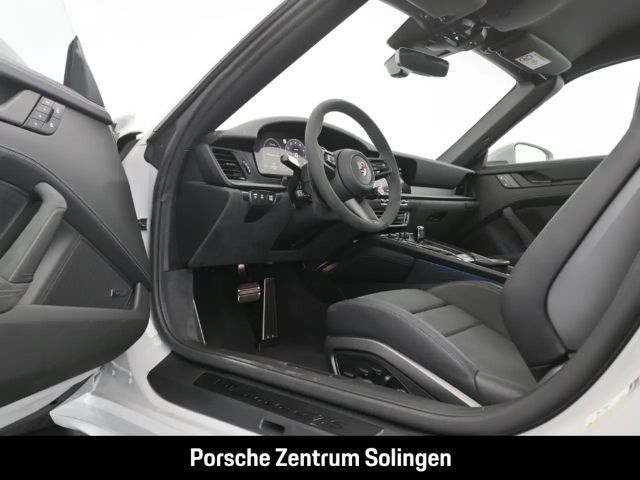 Porsche 911 Cabrio Carrera GTS