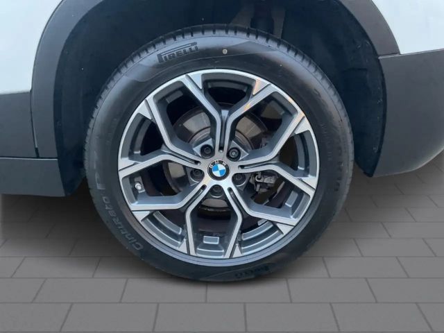 BMW X2 Sedan sDrive18i