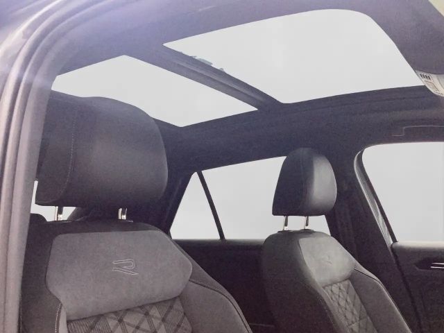 Volkswagen T-Roc 1.5 TSI DSG R-Line