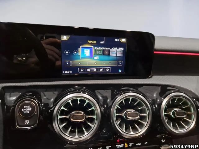 Mercedes-Benz A 180 AMG Line