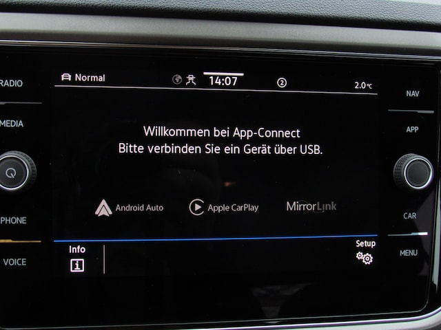 Volkswagen T-Roc T-Roc 1.5 AHK AppC RFK SHZ LED TWA uvm. Klima