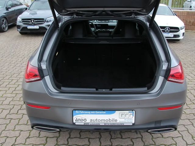 Mercedes-Benz CLA 200 AMG Line