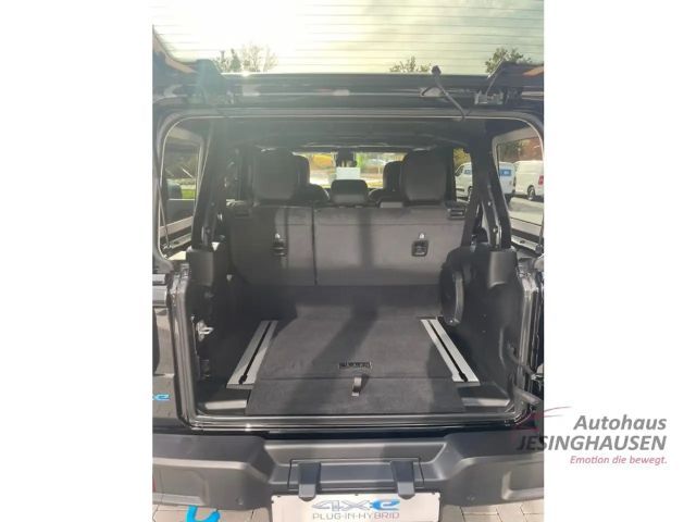 Jeep Wrangler 4xe Sahara