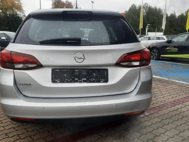 Opel Astra Edition Sports Tourer