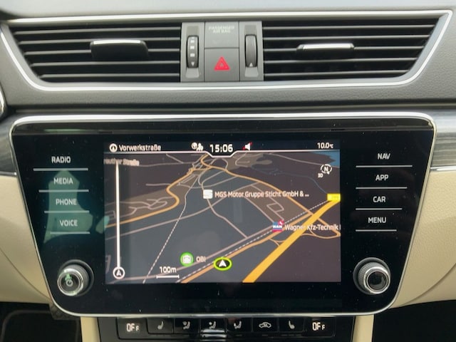 Skoda Superb 2.0 TDI Combi Style Style