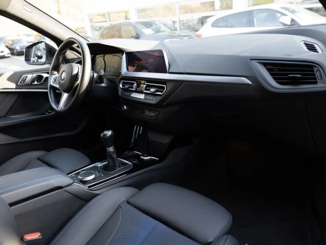 BMW 116 116i M-Sport Sedan