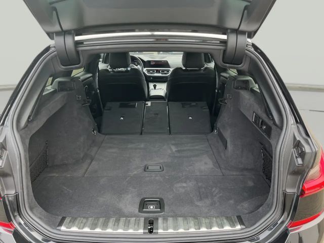 BMW 330 330i M-Sport Touring