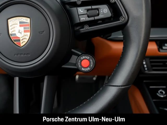 Porsche 992 4 Cabrio Carrera GTS