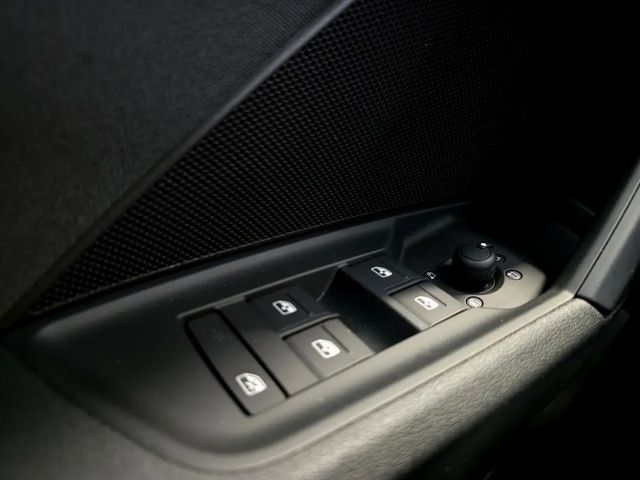 Audi A3 30 TFSI Sedan