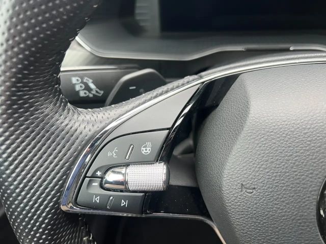 Skoda Superb Sportline iV