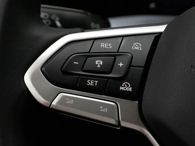 Volkswagen Golf 1.5 TSI